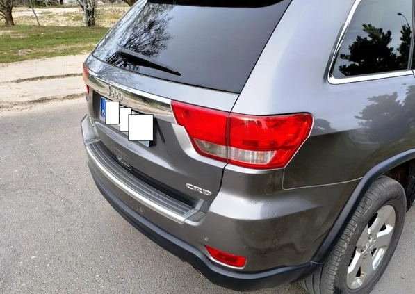 Jeep Grand Cherokee cena 54900 przebieg: 244900, rok produkcji 2012 z Łódź małe 631